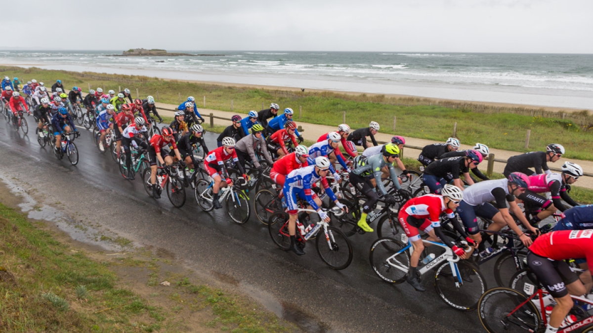 Tour de bretagne cycliste deals